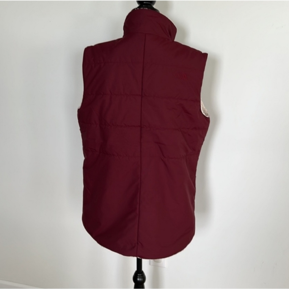 NWOT New North Face Merriewood Reversible Vest Sherpa Puffer Quilted Size Medium - Picture 4 of 13